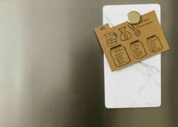 ideas para organizar la nevera eficientemente y ahorrar espacio