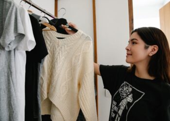 Cómo ordenar y organizar el armario de la ropa fácilmente